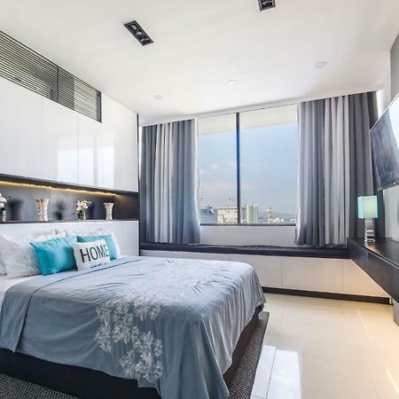 Free Netflix Condo Near It Park With 32-Inch Samsung Hdtv Cebu Eksteriør bilde