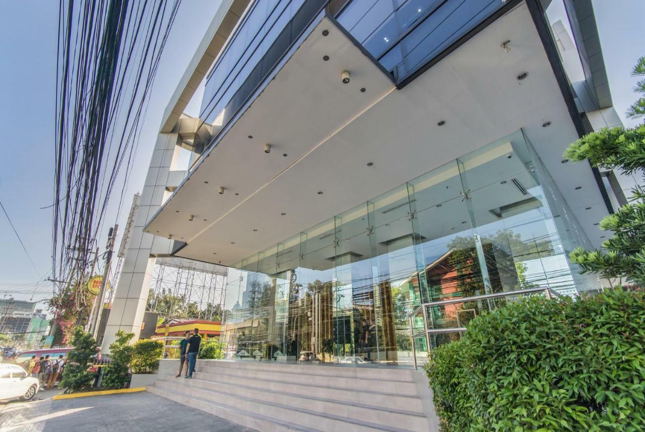Free Netflix Condo Near It Park With 32-Inch Samsung Hdtv Cebu Eksteriør bilde